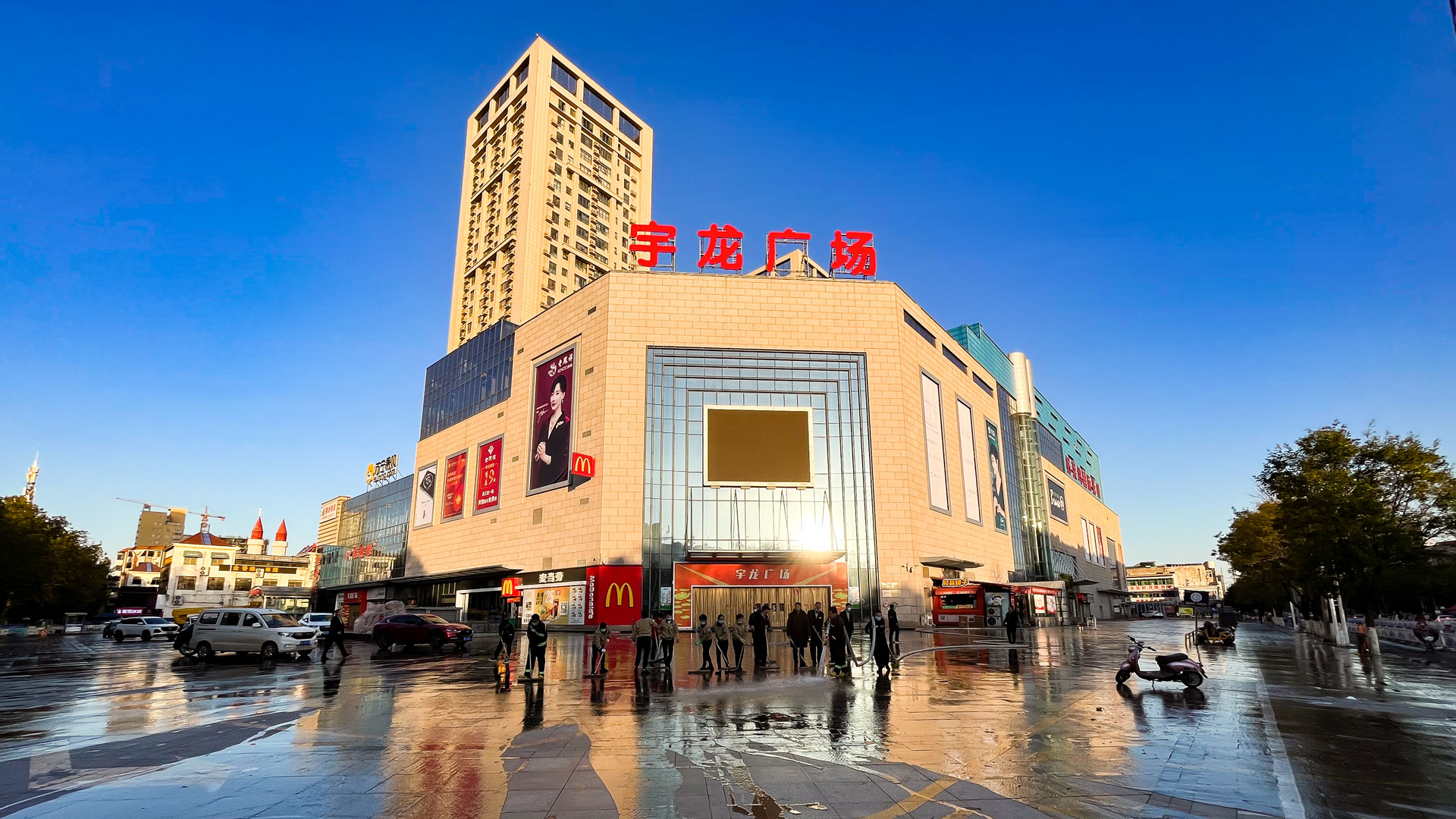 清掃停車場(chǎng)-(1).jpg