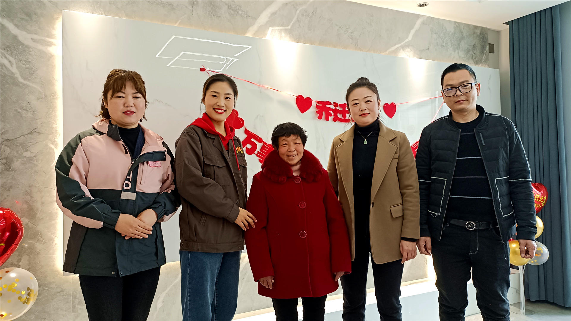 資源聯(lián)動(dòng)“迎集團(tuán)慶、慶三八節(jié)” (8)_副本.jpg